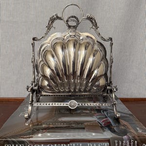 セール❗️Breakfast-warmer ヴィンテッジ　アンティーク　英国 Victorian Silver Bun Warmer - Etsy