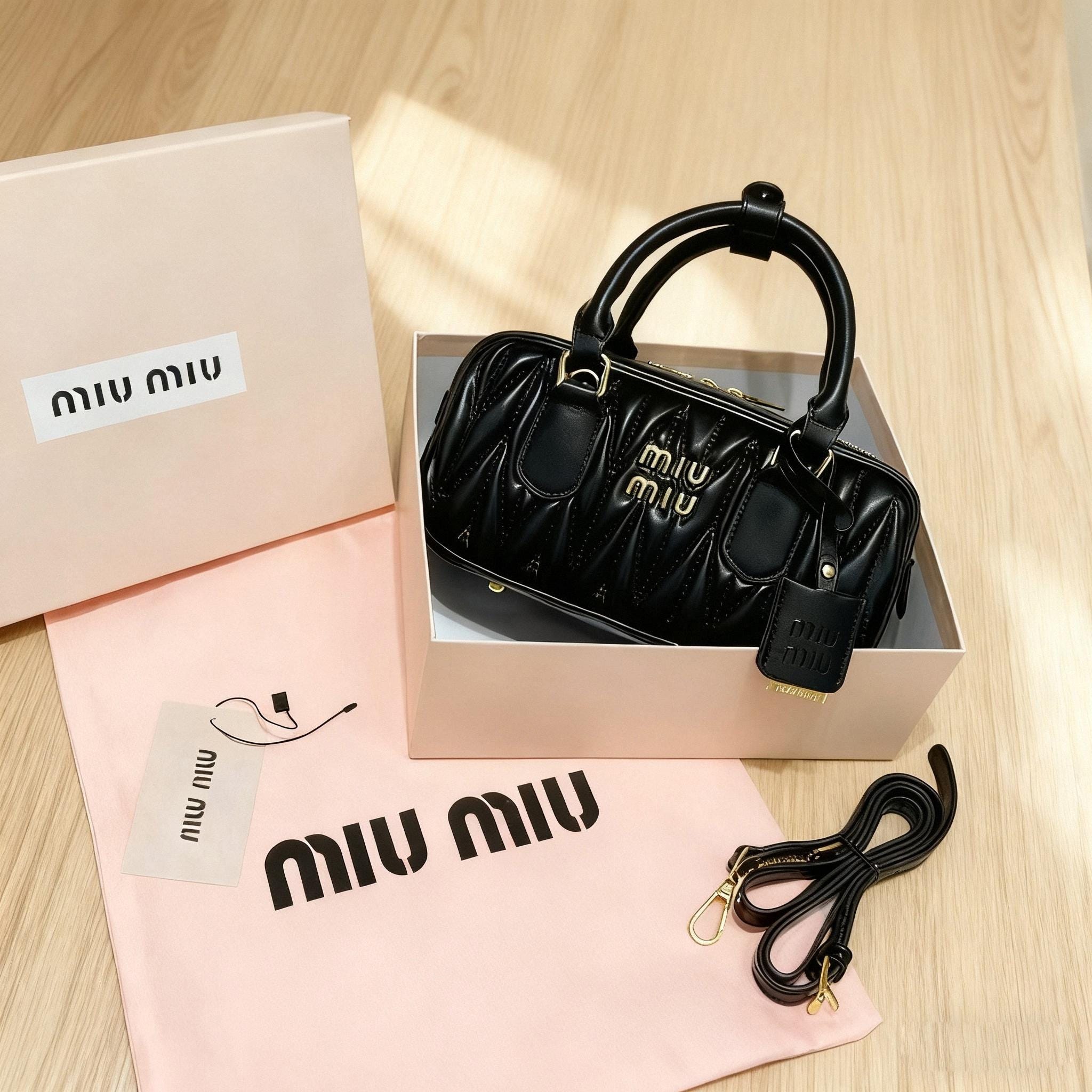 Vintage miu miu bag - Etsy 日本