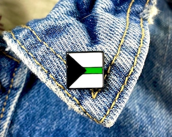 Demiromantic Pride Enamel Pin – 1/2 Inch
