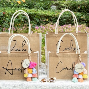 Personalized Bridesmaid Gift Bag,Custom Burlap Bag,Monogram Beach Tote Bag,Jute Bag,Bridesmaid Proposal,Bachelorette Party Favor Bag