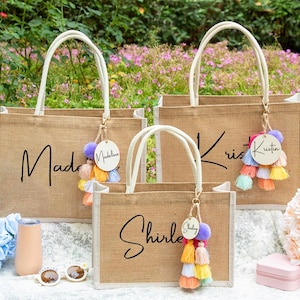 Personalized Burlap Tote Bag,Custom Bridesmaid Gift Bag With Name Charm,Jute Beach Tote Bag,Bridal Shower Bag,Bachelorette Party Bag