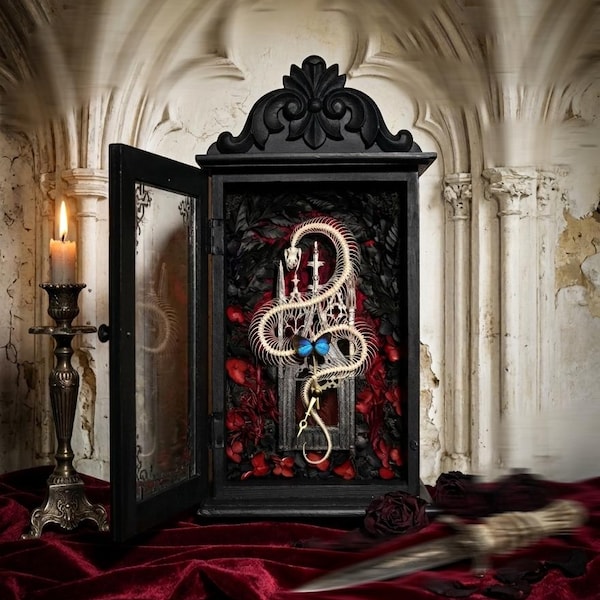 Gotische klok van slangenbeen, echt exemplaar skeletklokkunst, donker esthetisch curiosadecor, uniek cadeau voor thuis en wandklok.