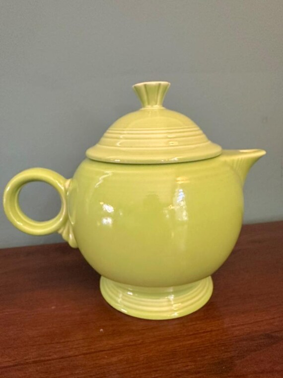 Vintage Fiestaware Chartreuse Teapot – Discontinued Color –
