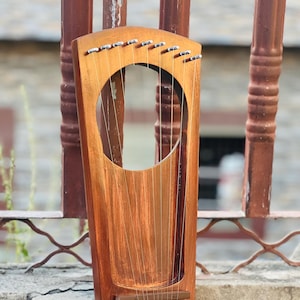 Pentatonic Rosewood Lyre Handmade 9 Metal Strings Lyre Harp With Free Strings & Tuning Key