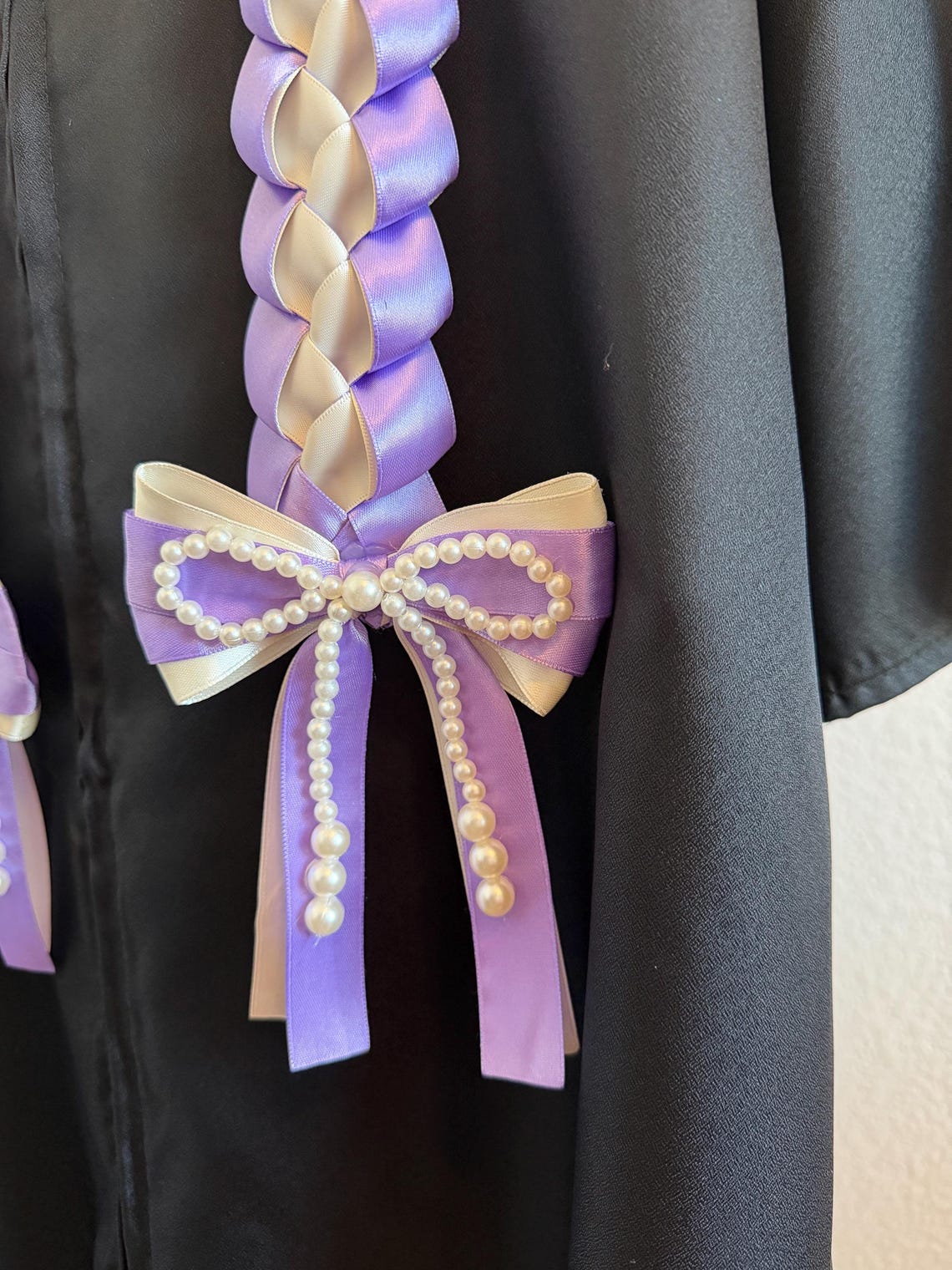 Graduation Cap Pear Pearl Graduation Lei, Purple Ivory Ribbon, Coquette Style, Graduation ...