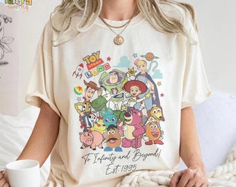 Toy Story To Infinity and Jenseits T-Shirt, Crop Top, Retro 90er Jahre Disney Design, Vintage 1995 Film T-Shirt, Perfekt für Disney Fans, Pixar Klassiker