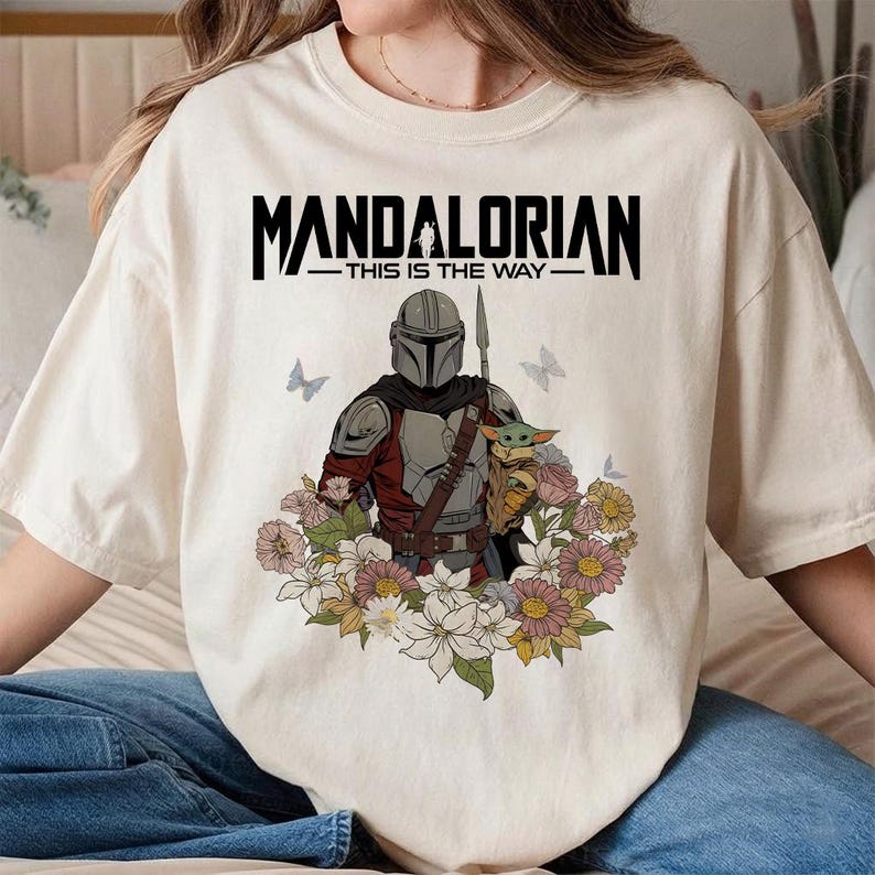 Mandalorian Baby Yoda T-shirt, Grogu-tröja, Star Wars This Is The Way-tröja, familje-Disneyland-tröja, fars dag-present-tröja bild 1