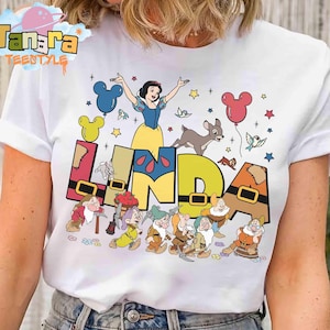 Snow White and the Seven Dwarfs T-Shirt, Personalized Disney Princess Tee, Magic Kingdom Family Trip Shirt, Classic Movie Design, 2025.