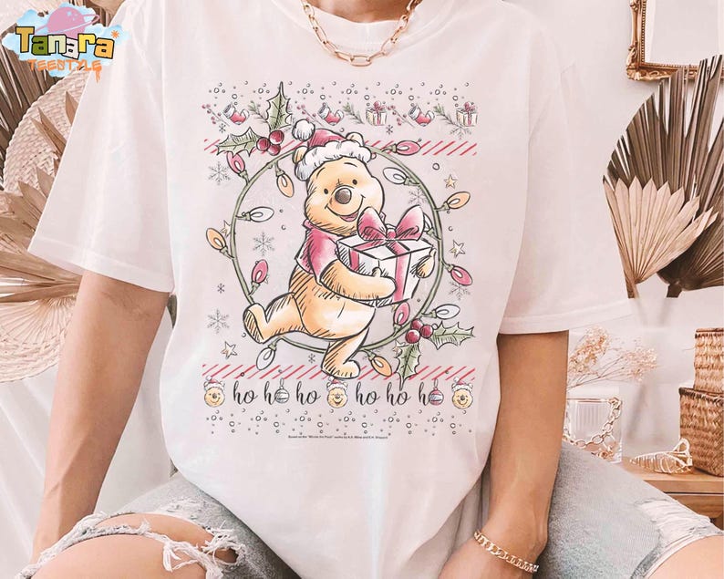 Sweatshirt Noël Winnie L'Ourson Ho Ho Ho Baubles - Sweat Disney Officiel Pour Homme Et Femme
