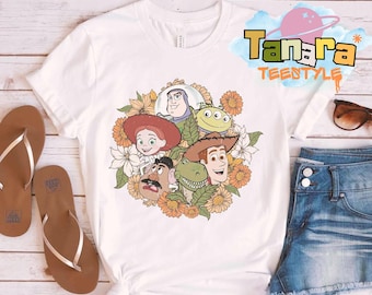 Camiseta retro de Toy Story de Disney Pixar de los 90, top corto con diseño floral de Buzz Woody y extraterrestres, regalo para viaje a WDW Magic Kingdom, camiseta de vacaciones