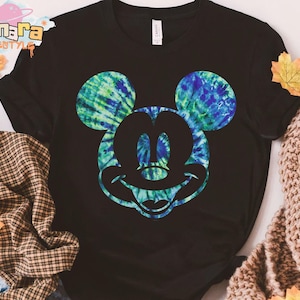 Retro 90s Mickey Mouse Shirt, Green Tie Dye Disney Design, Magic Kingdom Disneyland Vacation Gift, Mickey and Friends Birthday Tee