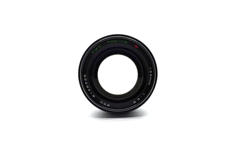 RMC Tokina 135mm F2.8 telephoto lens, O/OM mount image 2