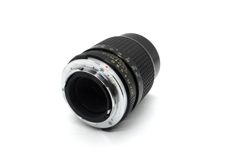 RMC Tokina 135mm F2.8 telephoto lens, O/OM mount image 3