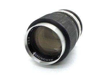 Mamiya/Sekor Auto 135mm F2.8 telephoto lens, M42 mount