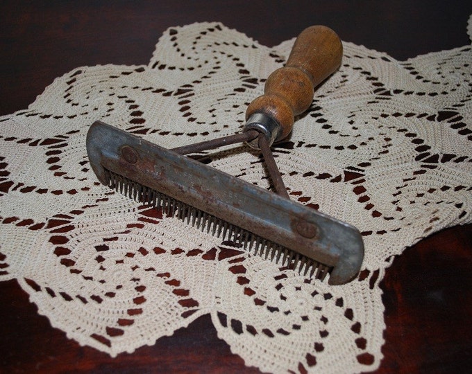 Vintage Carding Comb O.M. Franklin Serum Co. - Etsy