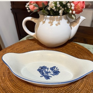 Platos vintage de cerámica azul y gris Yorktowne de Pfaltzgraff, de mediados de siglo, con marca del antiguo castillo