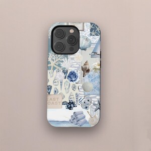 Retro Western Seashell Collage Phone Case: Coastal Summer Design