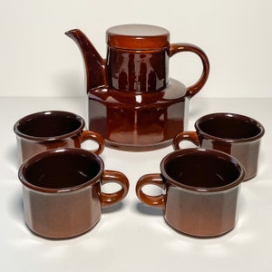 Cafetière / théière en céramique et 4 tasses assorties