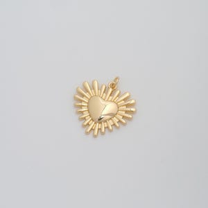 18K Gold Filled Sun Heart Pendant Dainty Gold Sunburst Charms for DIY Jewelry Necklace Findings Making Supply