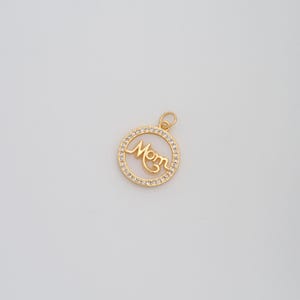 Pingente MOM fritilar preenchido com ouro 18K delicado com letras redondas CZ para joias faça você mesmo, suprimentos para fabricação de colares