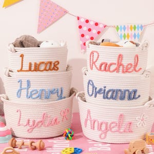 Cadeaumand babyshower, aangepaste babyshowermand met gepersonaliseerde naam, cadeau pasgeboren baby, thuisopslag, katoenen babygaren