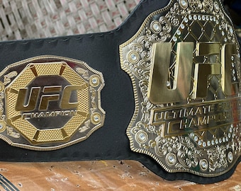 Réplica do Cinturão Clássico do UFC: Placas de Latão, Tamanho Adulto