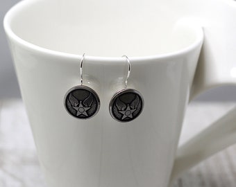 Pendientes de botón militares (Ejército, Fuerza Aérea, Guardia Costera, Infantería de Marina, USMA)