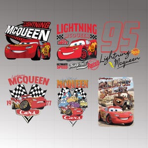 Può includere: Una collezione di grafiche di Saetta McQueen dal film Cars. I disegni presentano l'auto da corsa rossa con il numero 95, bandiere a scacchi e le parole "Lightning McQueen" e "Radiator Springs."