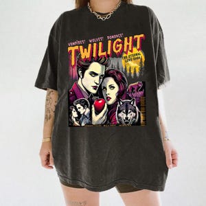 Comfort Colors® Retro Vintage Twilight Shirt,Twilight Fans Homage T-shirt,Gift For Book Lover Twilight Saga Comic Retro,Vampires Wolves