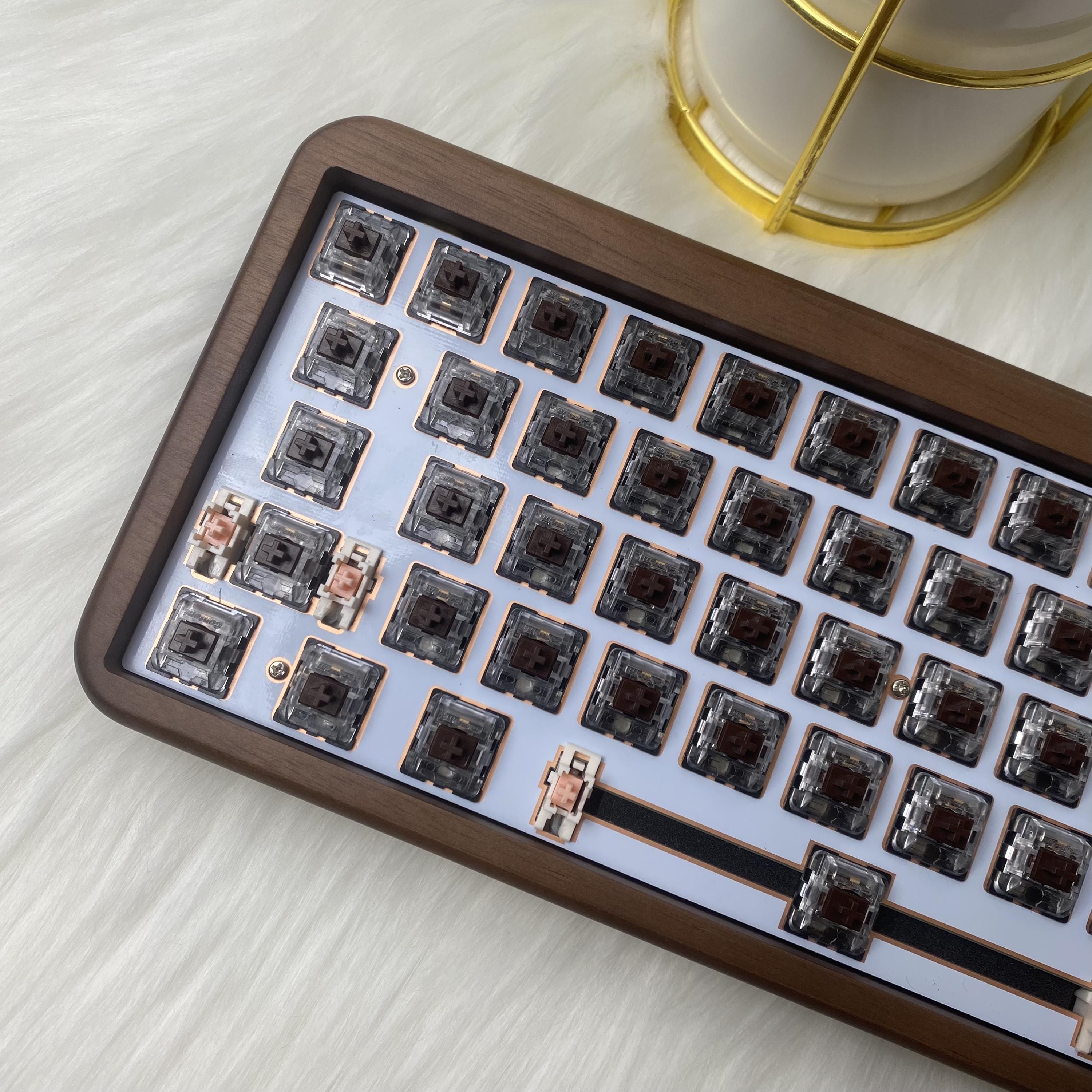 Walnut 64 Key Mechanical Keyboard Base, Custom Handmade Keyboard - Etsy