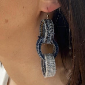 Upcycled Denim Earrings – Handmade Statement Jewelry from Recycled Jeans – Sustainable Fashion Accessories – Eco-Friendly Jewelry