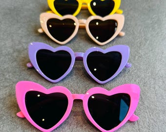 Children's love heart Sunglasses, Children's gift, Flower Girl and summer accessories