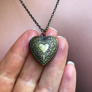Floral Engraved Heart Locket Necklace: Antique Brass-Plated Keepsake
