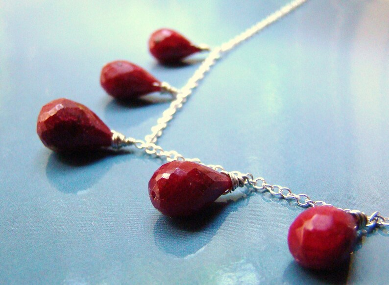 Indian Burgundy Ruby Necklace sterling silver. Natural Dark Red Ruby jewelry. July birthstone. Feminine zdjęcie 3