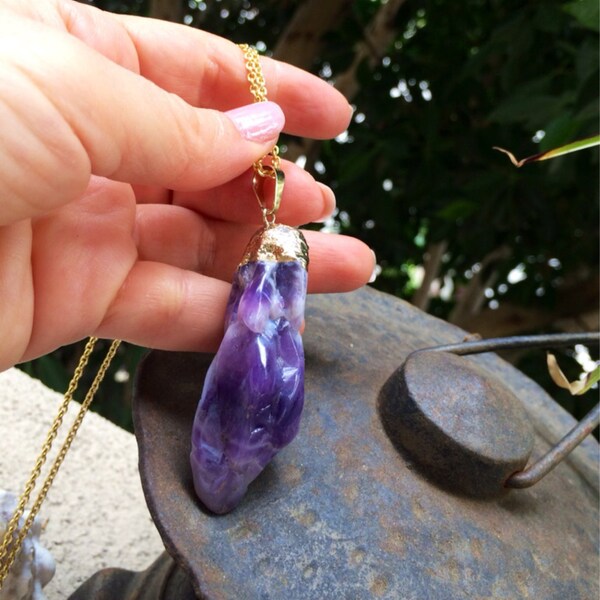 Sale necklace. Freeform Amethyst Stone. Gold necklace. Purple pendant. 36 inches