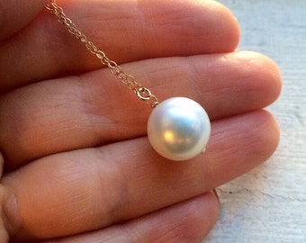 Gold fill White Sea Pearl charm pendant  necklace.  Weddings.  Bridal jewelry gifts.  Bridesmaids necklaces.