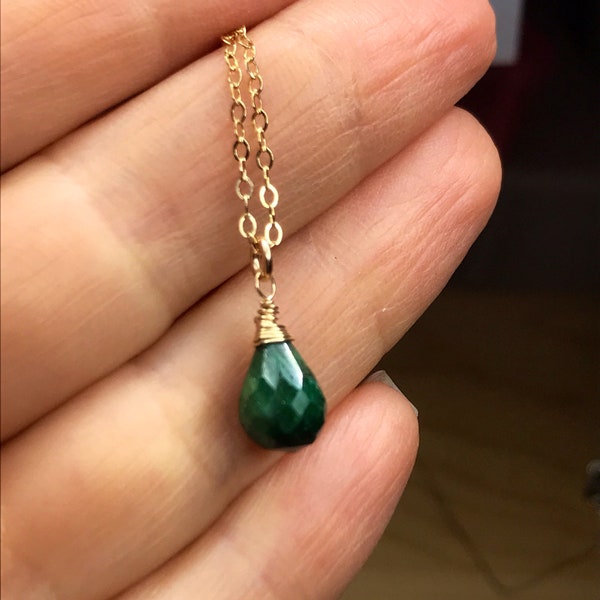 Green Sapphire Necklace - Gemstone - Gold - September Birthstone