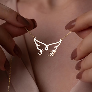 Collar con inicial de alas de ángel personalizado: colgante con letra personalizada, joyería minimalista elegante, regalo significativo para ella, regalo para el día de la madre