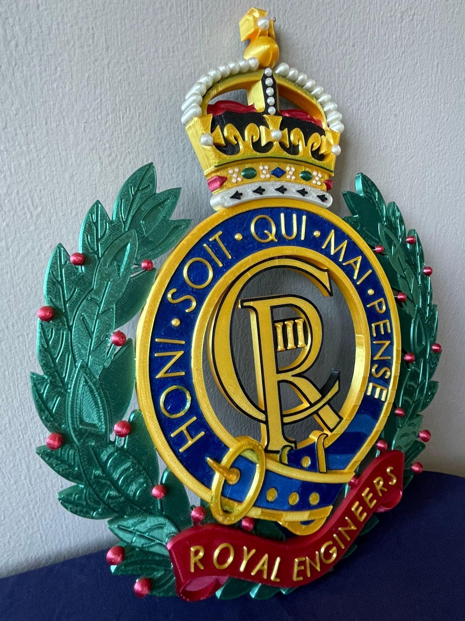 WWII Royal Engineers Brass Cap Badge in Helmet & cap badges
