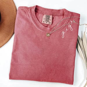 Comfort Colors® Gigi Shirt, Gigi T-Shirt, Gigi Tee, Cute Gigi Shirt, Gift for Gigi, Grandma Gift, Grandmother Shirt, Grandma Mimi Gigi Tee