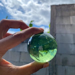 Bubble green andara crystal ball carving A-02