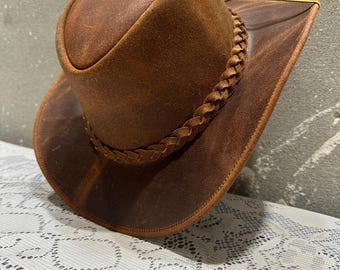 Leather Cowboy Hat – Western Rodeo Style With Studded Band  display picture 3