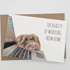 La realtà del lavoro da casa / Nuovo biglietto di auguri per gli amanti dei cani / Divertente biglietto di auguri di compleanno per i proprietari di cani / Congratulazioni Cockapoo/Doodle