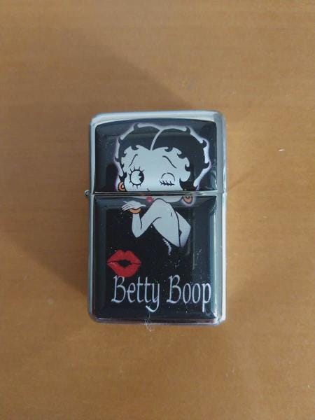 Betty Boop Oil Lighter!!!