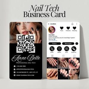Op de afbeelding: Een zwart-wit visitekaartje voor een nagelstyliste, met een foto van een vrouw met zwarte nagellak. De kaart bevat een QR-code, contactgegevens en de tekst "Anne Belle, Professional Nail Tech."