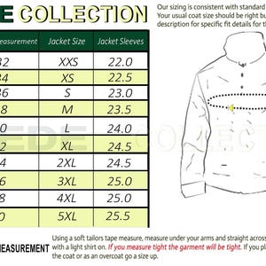 Puede incluir: Un gr&aacute;fico que muestra las medidas de pecho de las mujeres en pulgadas y los tama&ntilde;os de chaqueta y las longitudes de manga correspondientes en pulgadas. El gr&aacute;fico est&aacute; etiquetado como "Suede Collection".