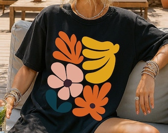 Boho Blooming Wildflowers Shirt, Cottagecore Flower Shirt, Botanical Summer Shirt, Retro Pressed Flower Shirt, Floral Gardener Shirt