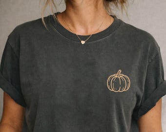 Pumpkin Pocket Print Shirt, Gardening Shirt, Pumpkin Farmers Market T-shirt, Local Organic Pumpkins, Gift for Gardener, Farm Fresh Pumpkins