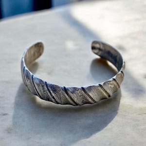 Damascus Twist Bangle Hand Forged Steel Cuff Bracelet Viking Modern Jewelry Anniversary gift Unique Bracelet for Him Damascus Gift for Him