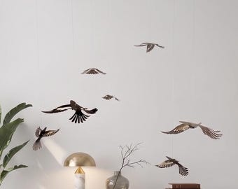 真鍮製の鳥のモビール：動く吊り下げ式アート装飾 - Etsy 日本